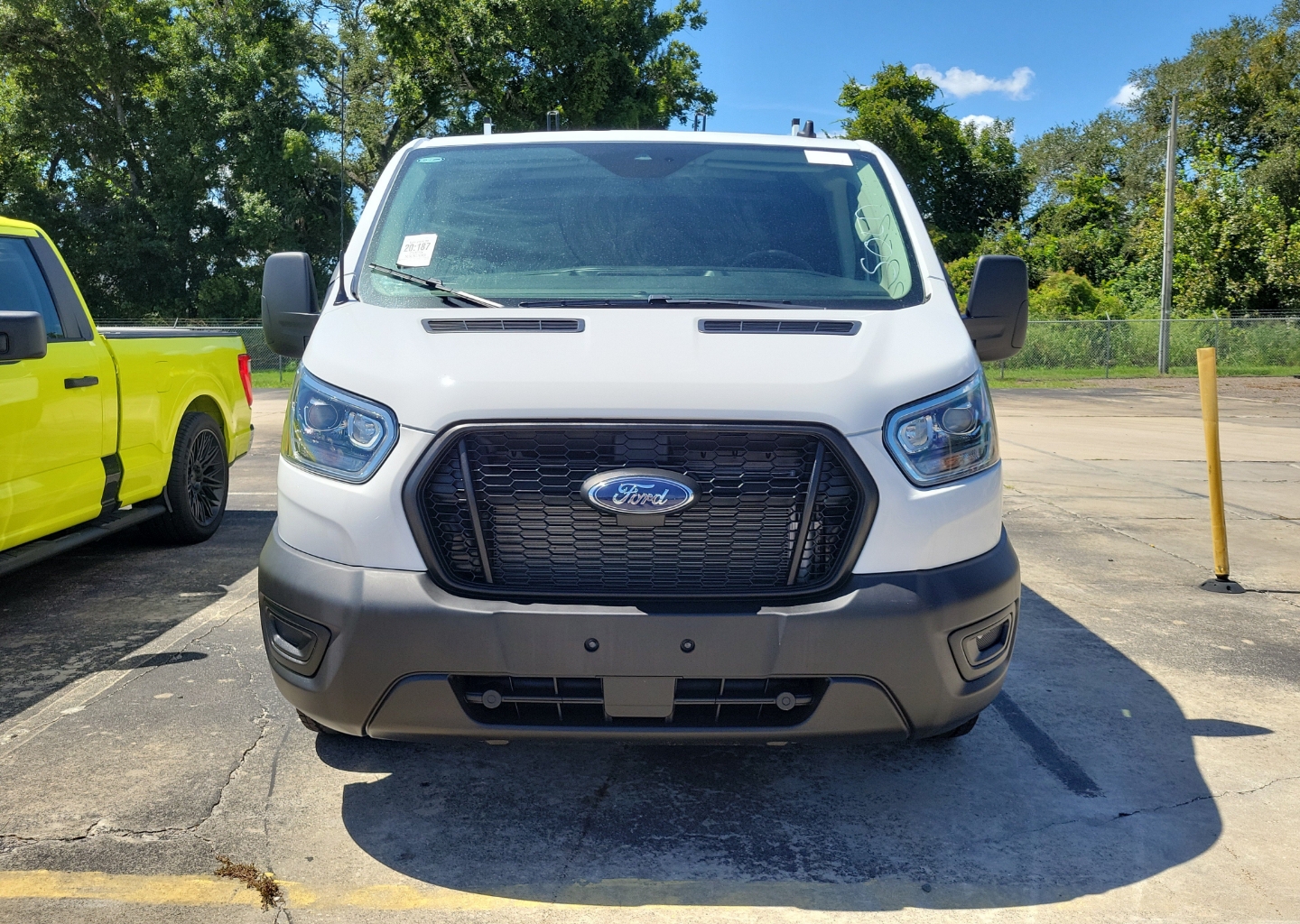 ford transit van 2025 1FTYE1Y82SKA32279 image ford transit van 2025 1FTYE1Y82SKA32279 image